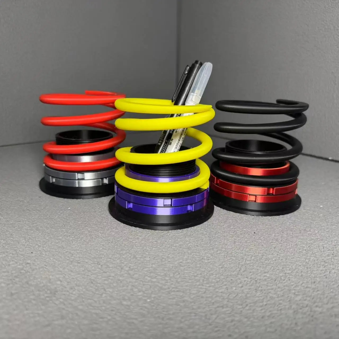 Mini Suspension Pen Display